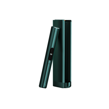 glo Hilo Plus Emerald heated tobacco device, front view on white background